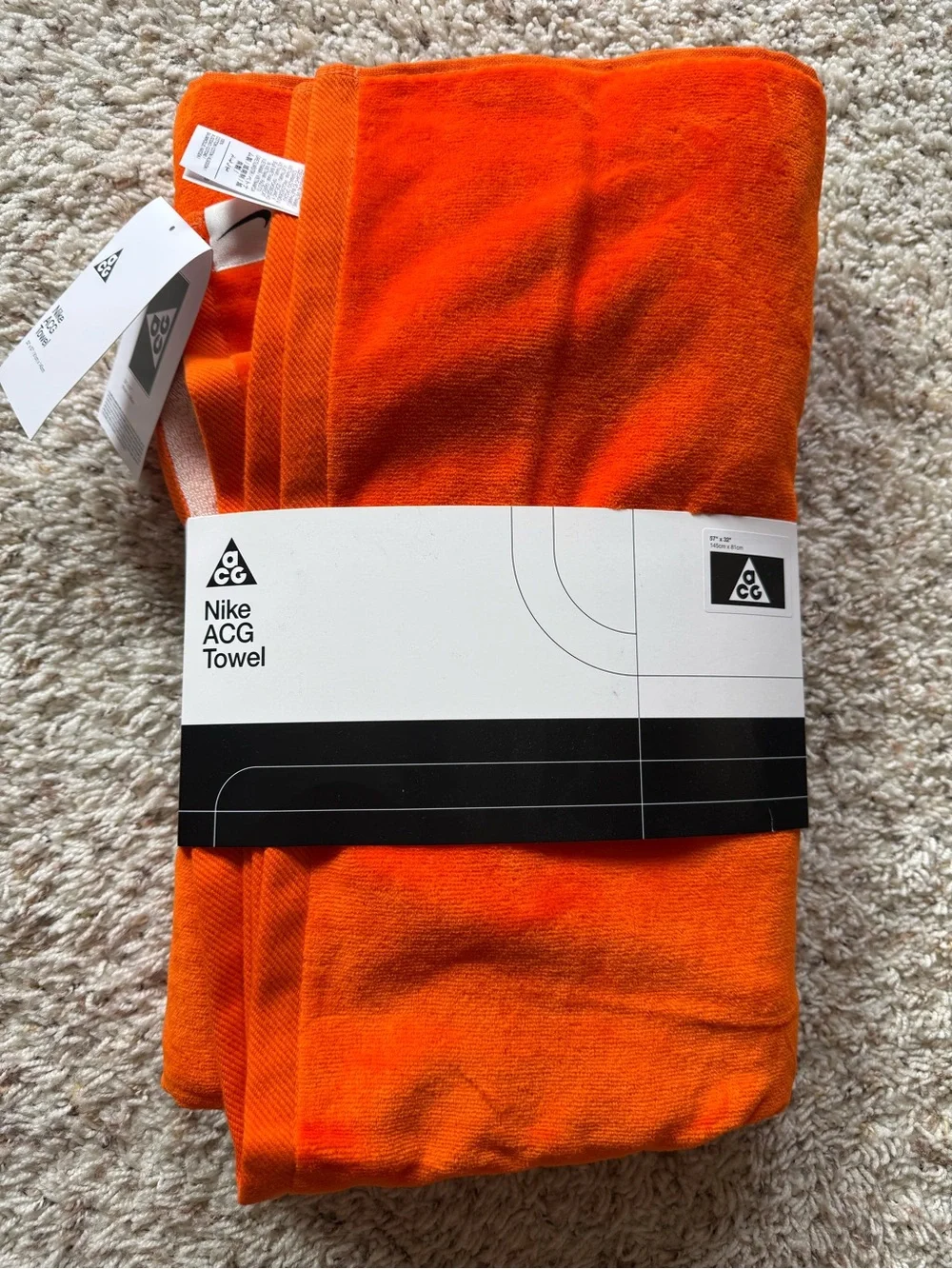 Nike ACG Towel nwt